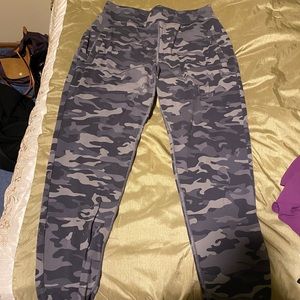 Alphalete camo joggers